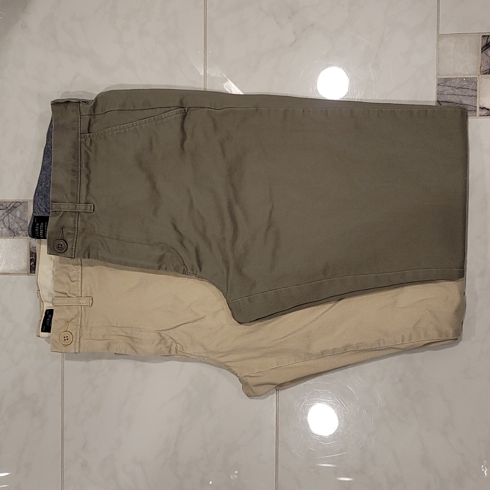 J.Crew 770™ Straight-fit stretch chino pant (2) 30x32 Khaki and Coal J Crew